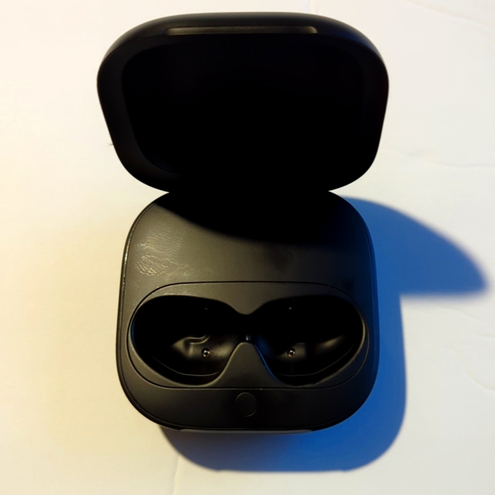 Beats by Dr Dre Beats Fit Pro Replacement Part: Case - Black - Picture 3 of 3